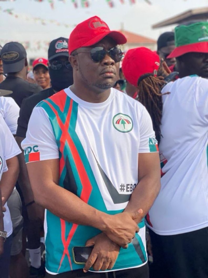 fine_gal04's tweet photo. Ayawaso North’s very own, Hon. Yusuf Jajah has served the Zongo well. Time for @JDMahama to recognize and honor his efforts! #ZongoMinister #Ebore https://t.co/mzPnvj6yos