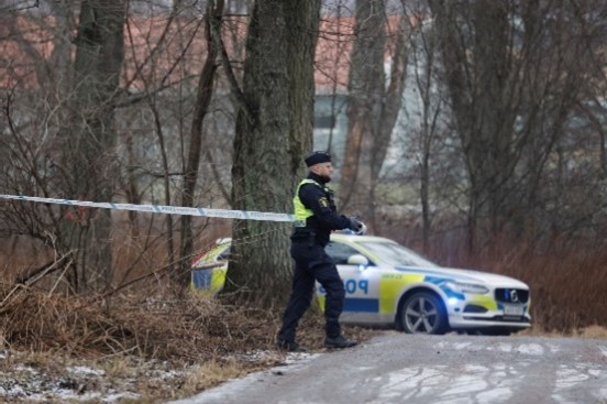What we know so far about the shooting in Sweden.

Swedish police say "around 10 people" have died after a shooting at an adult education centre in Orebro