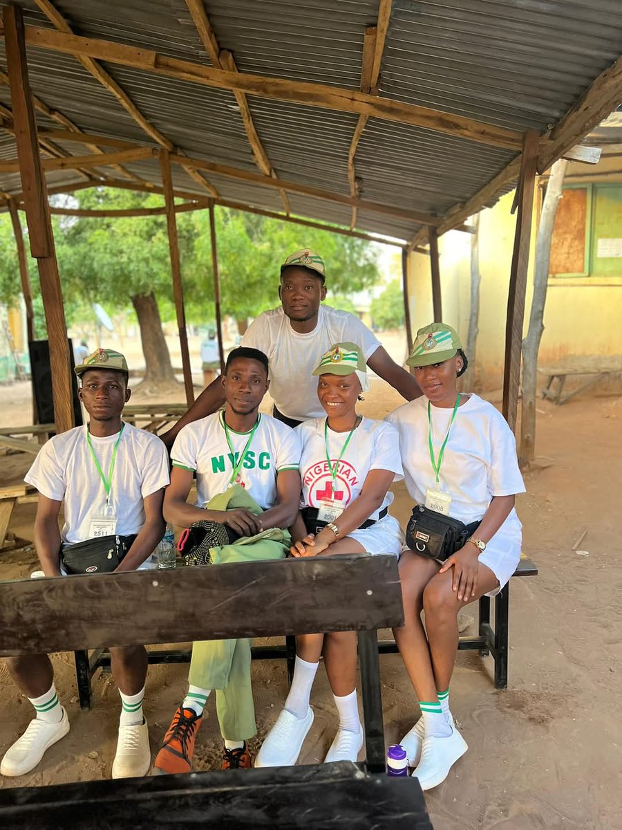 nysc360's tweet photo. You see all the 6 pictures wey dem snap, you see me smile for anywhere?

So why you go dey tell me say i dey enjoy Gombe?

Make me and you no do case oo 😒

#kylebaker https://t.co/NCCv3z2fAY