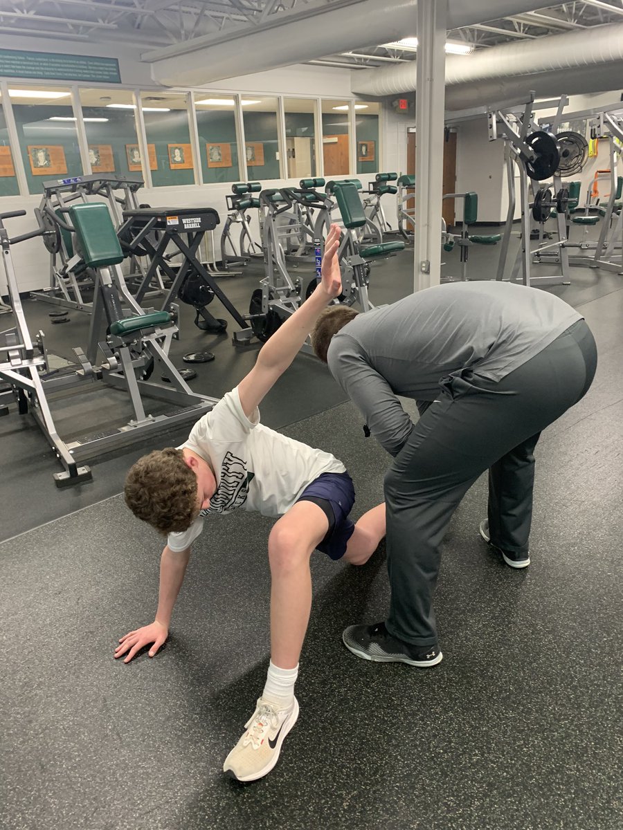 thsgolfteam's tweet photo. LIVE ACTION TRINITY GOLF - conditioning day one. Strength and honor! https://t.co/LS5DUPP16n