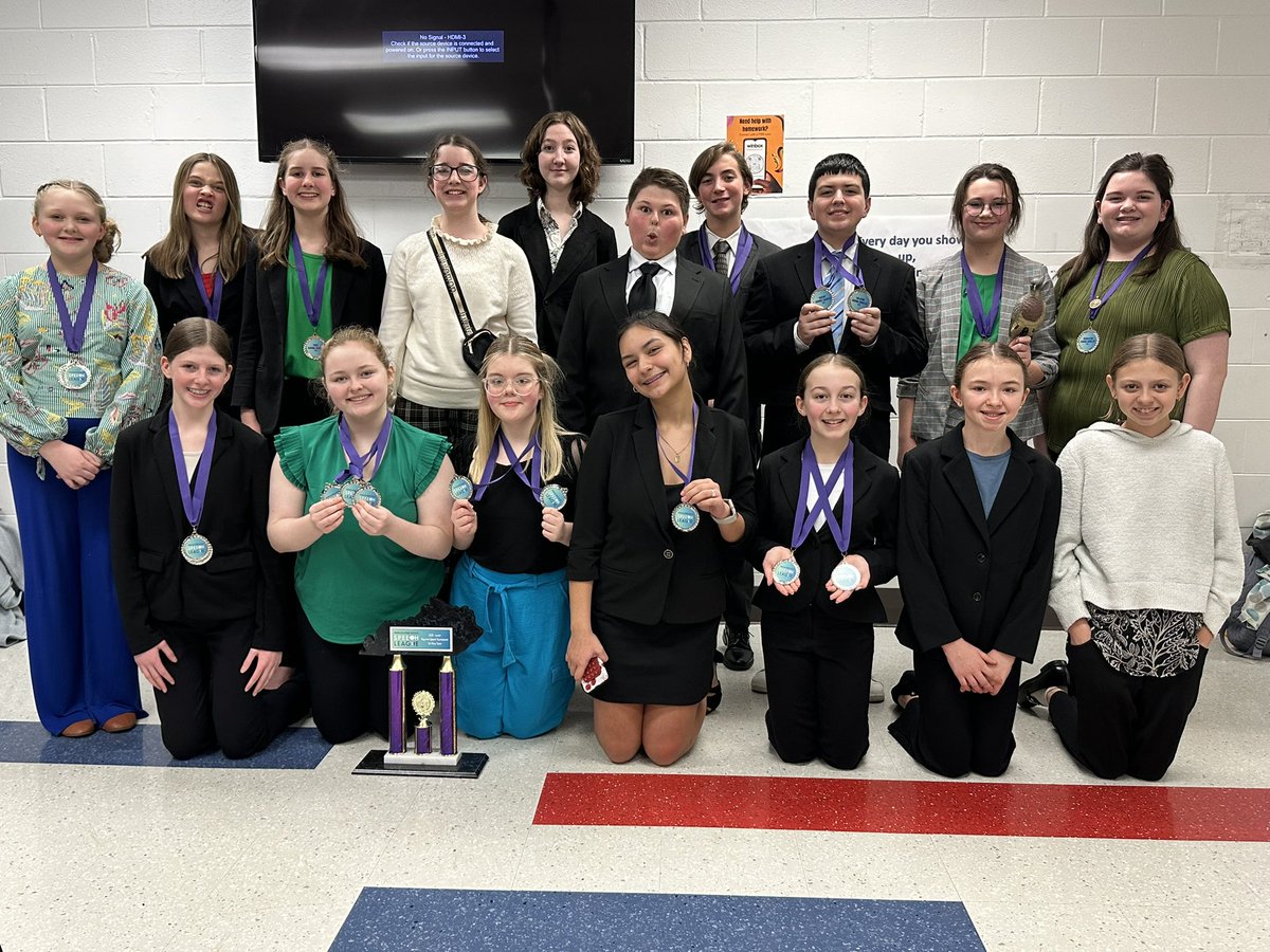 rcms_speech's tweet photo. @KHSSL Appalachian Region Regional Champions! So proud of these speechies! https://t.co/6lg980A4QS