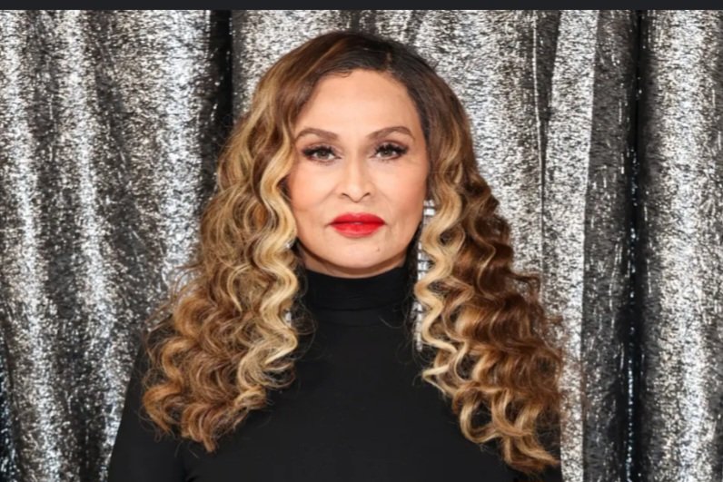 colapses's tweet photo. @YardMann95 @badebilson @Tsotomayor4real @PHONZO4700 Fair, but I'll see your "self hater" &amp; raise you her mom. https://t.co/JnkFLpxnsP
