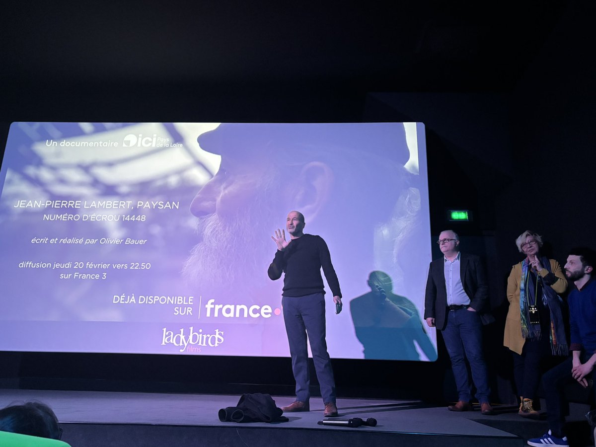Salle comble ce soir au Mans pour l’avant-première du film « Jean-Pierre Lambert, paysan, numéro d’écrou 14448 » 🌾🚜
🎬Un doc Ici Pays de la Loire qui, à travers l’histoire de Jean-Pierre Lambert, évoque la situation fragile des paysans dans notre pays. À voir le 20 février