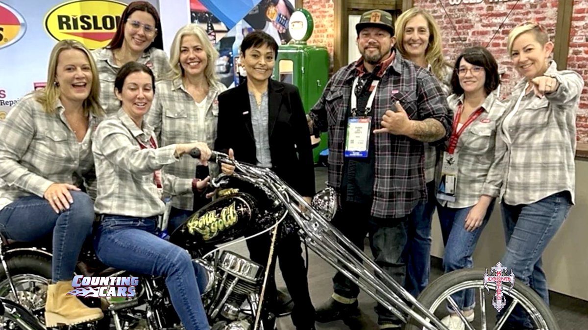CountsKustoms's tweet photo. @shannonhaikau is using @CRCAuto Smartwasher to clean up bike parts! This is a huge help to keep metal free of dirt & grease, and bring back their shine! We also love hanging out with them at @SEMASHOW!
#countskustoms #lasvegas #history #crcauto #smartwahser @DannyCountKoker https://t.co/Tq4XMMSHYX