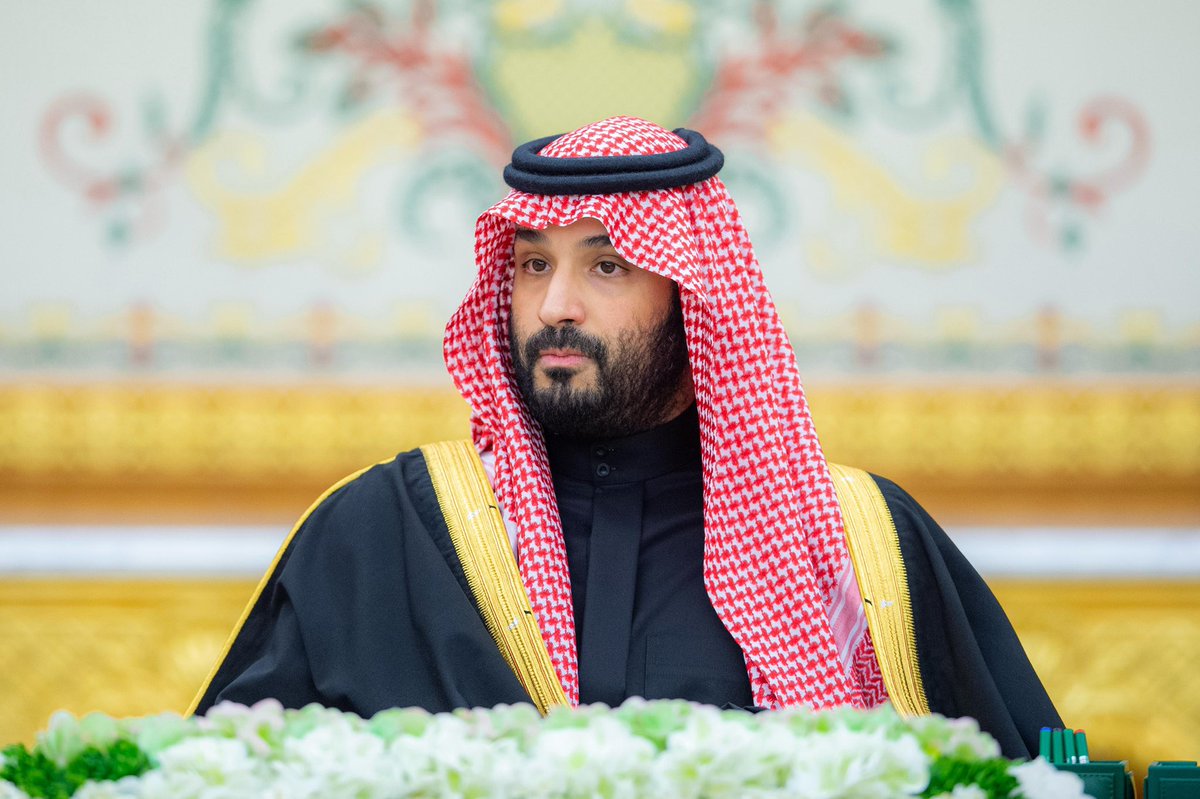 ولي العهد .. عزنا و فخرنا 

هيبة القيادة  ..  وقوة التأثير  .. وقيادة التطوير .

🇸🇦🇸🇦