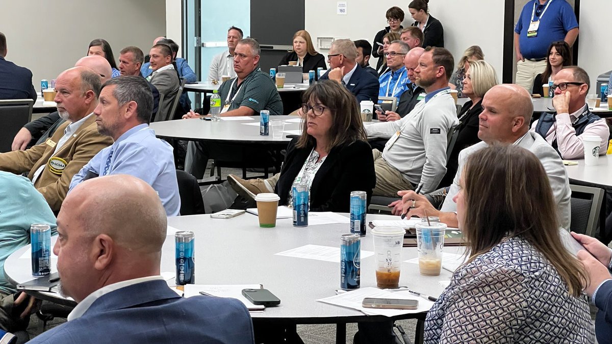 GCSAA's tweet photo. Another year of indispensable efforts from chapters on @GCSAA initiatives: @Rounds4Research, @TheFirstGreen, #GolfAdvocacy, BMPs and beyond. Way to #LeadOut! #GCSAAConference https://t.co/I2fDT0vv5r