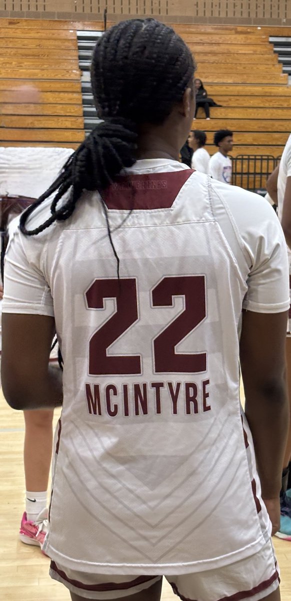 Great win! <a href="/m3ddiii_/">Maddison McIntyre</a> 
#basketball #hoops #22