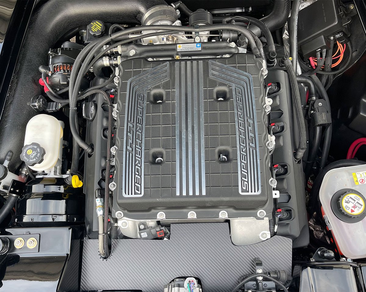 Barrett_Jackson's tweet image. Classic looks meet today's performance! This custom 1968 @Chevrolet #Corvette is powered by an all-new GM Performance Crate Package with a #supercharged 650hp #LT4 engine. It sold for $418,000 at the 2025 Scottsdale Auction. 

Learn more: bit.ly/SD25TW-1968Che…