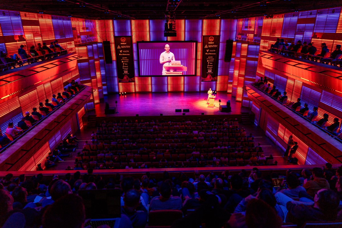 .<a href="/LaraconEU/">Laracon EU</a> was 🔥🔥🔥