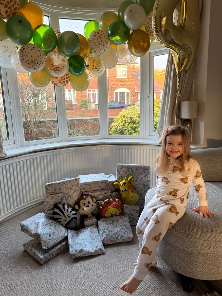 No idea how you are 4 years old already!! Awesome day celebrating the little legend 💕