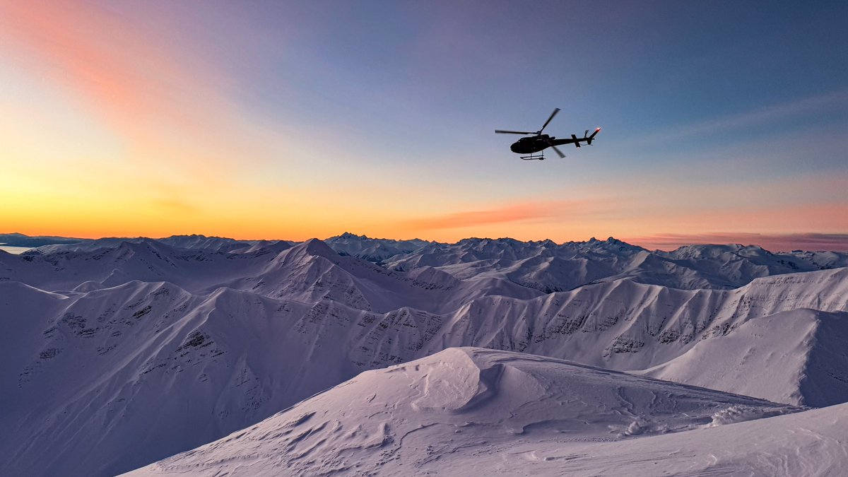 LastFrontHeli's tweet image. The magic continues with cool temps, light snow and dramatic sunrises. For daily ski reports, head to our #heliski conditions portal: bit.ly/3v1TQaY | #heliskiing