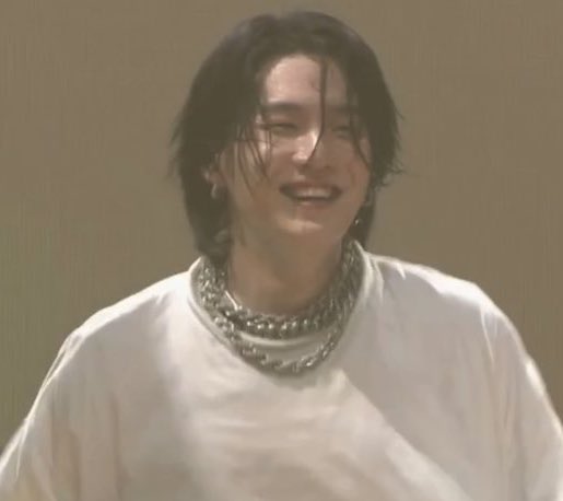 ayyonga's tweet image. 