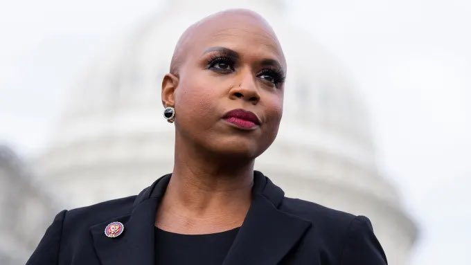 Protect Kamala Harris โ (@disavowtrump20) on Twitter photo ๐จNEW: Rep. Ayanna Pressley (D-MA) slams Elon Musk at a protest rally outside the Treasury Department: โElon Musk is a Nazi nepo baby, a godless lawless billionaire. This is America, this is not your trashy cyber truck.โ
RETWEET if you stand with <a href="/RepPressley/">Congresswoman Ayanna Pressley</a> against Musk! ๐จNEW: Rep. Ayanna Pressley (D-MA) slams Elon Musk at a protest rally outside the Treasury Department: โElon Musk is a Nazi nepo baby, a godless lawless billionaire. This is America, this is not your trashy cyber truck.โ
RETWEET if you stand with <a href="/RepPressley/">Congresswoman Ayanna Pressley</a> against Musk!