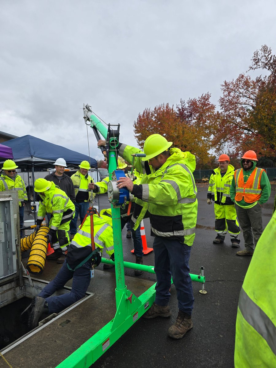 WoodburnJobs's tweet image. We are seeking a Utility Worker II to join our Water Division in the Public Works Department.  Apply at woodburn-or.gov/jobs #CityofWoodburn #localgovjobs #jobsearch #water