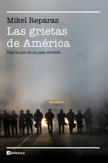 historiador's tweet photo. 21. Las grietas de América. Bajo la piel de un país dividido (2020), de Mikel Reparaz. De los muchos libros que podemos encontrar en librerías sobre la sociedad estadounidense actual, ninguno mejor que este que recorre el país en busca de una respuesta a porqué el racismo sigue tan latente entre ellos y cómo el peso de su historia aún gravita sobre este conflicto. Un librazo, soberbio e iluminador.
👉 https://t.co/qh0SoW3jqv