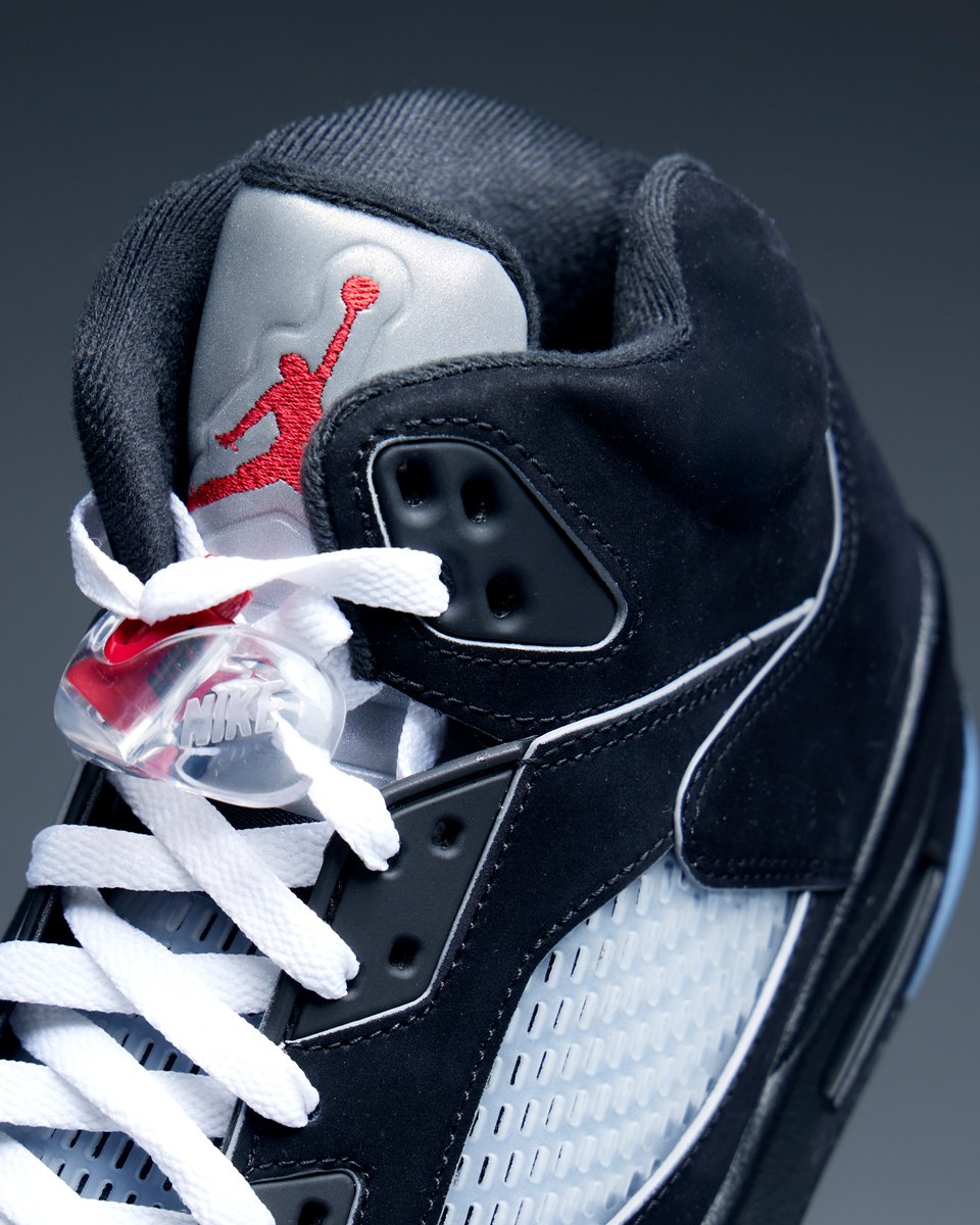 air jordan retro 5 footlocker