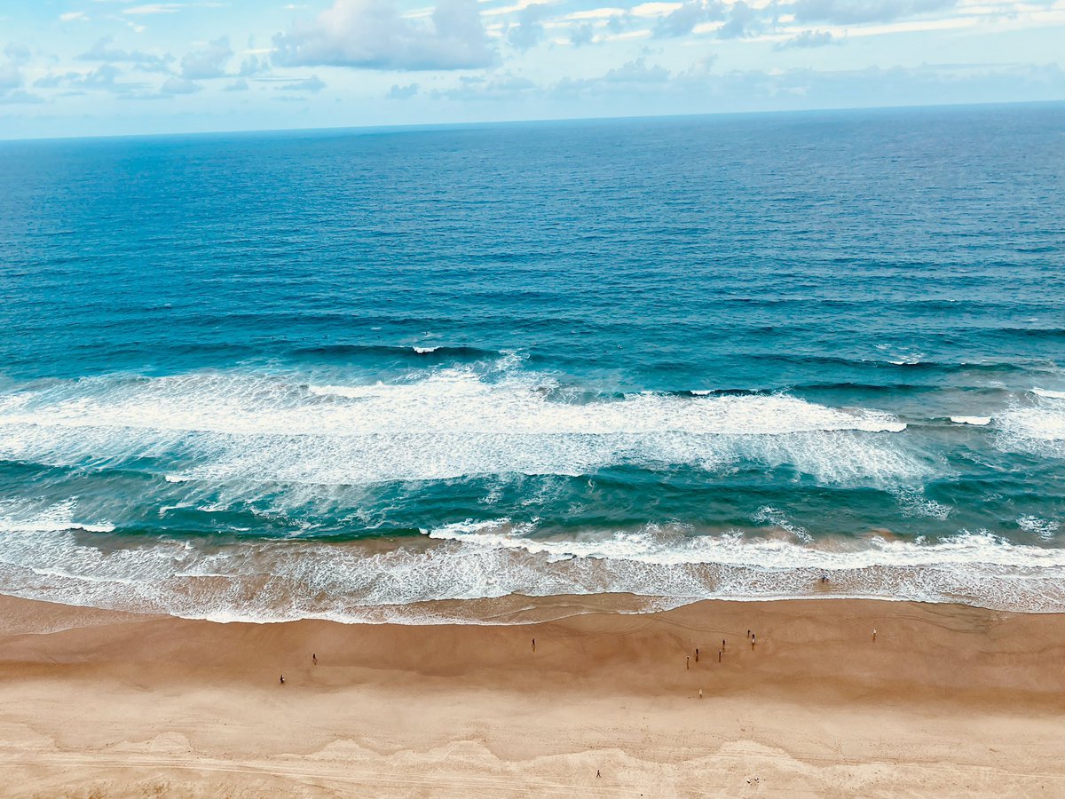 Just arrived on the Gold Coast and the scene is set perfectly - sunshine, ocean breeze, and a week of celebrating the best in film and tv. A quick dip in the surf and off to the Australian Academy Industry Awards this afternoon. #aactaawards2025