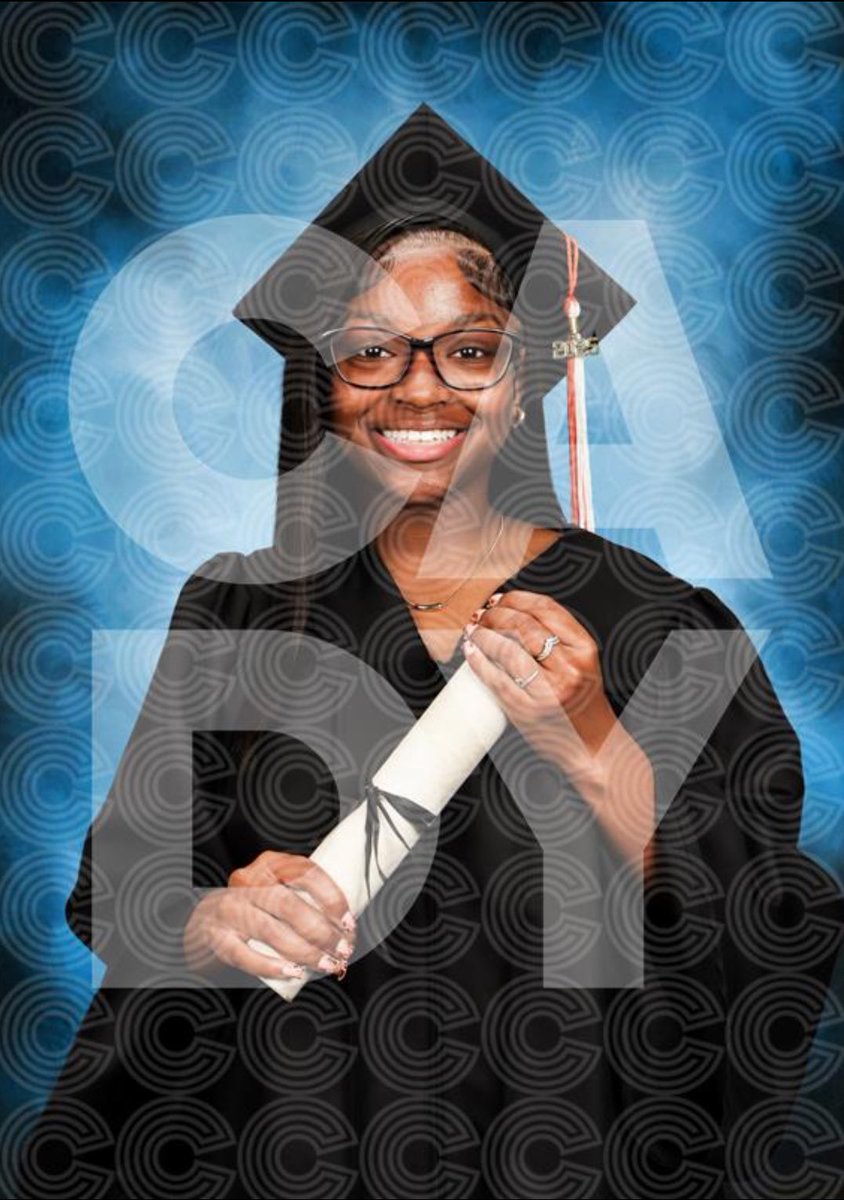 shaniyajabriaa_'s tweet image. it’s really happening :( all thanks and glory to God this would’ve never been possible without Him. #co25