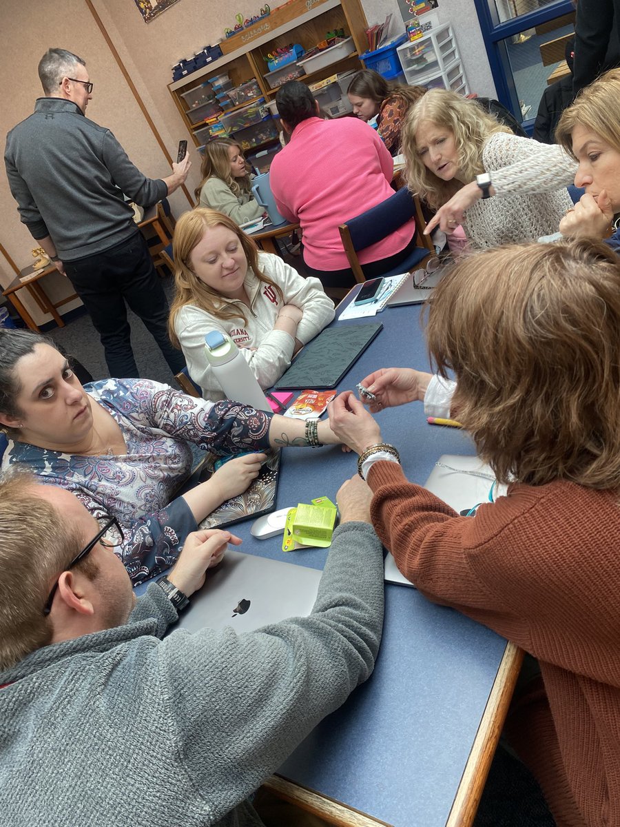 Kristina Sanders tweet media