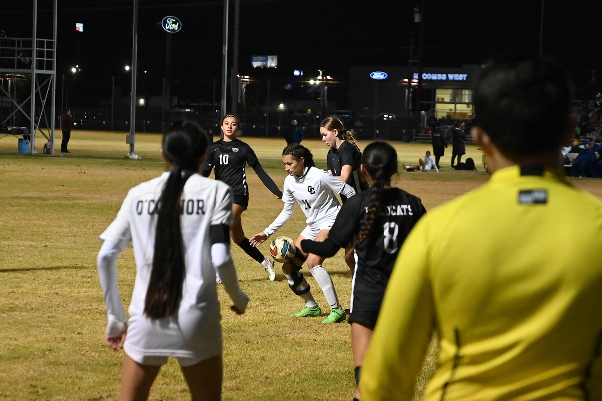 OCathletics1819's tweet photo. Gotta be locked in. Gotta be on every single detail. That's what it's gonna take today, Panthers! 😤
🎀��️ 5:00PM l Farris Soccer l #BeatStevens
⚽️ 7:00PM l Farris Soccer l #BeatStevens
🎀🏀 8:00PM l Harlan Gym l #BeatTaft
All heart. All fight. #GoPanthers https://t.co/ncIVnF2Wsy