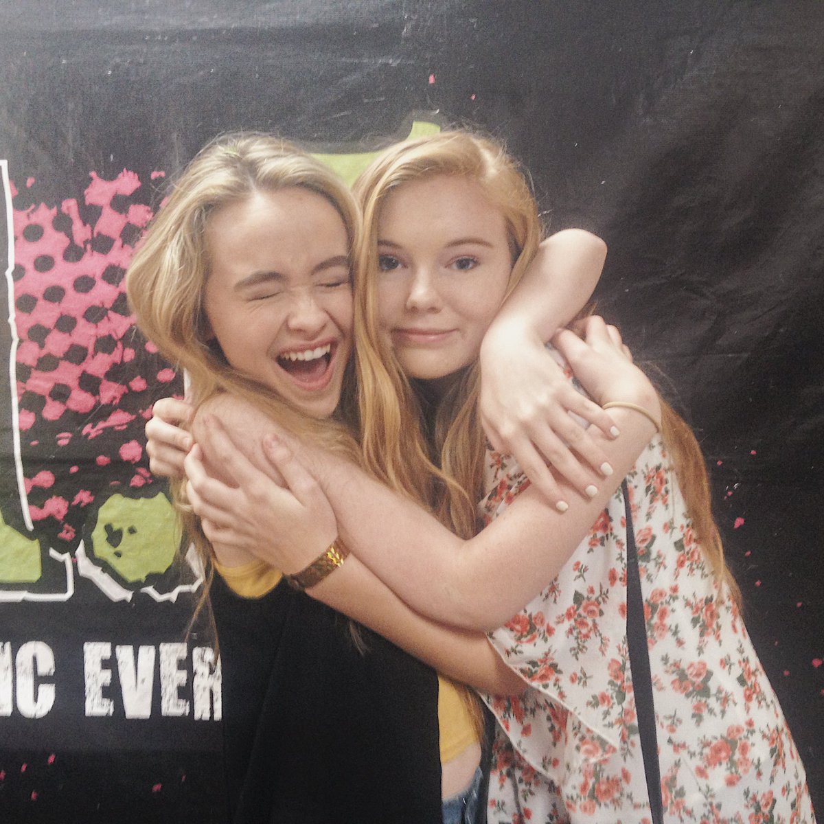 knewbetterbeIIa's tweet photo. @TeamSabrina been here forever and will stay here forever 🤍 https://t.co/rUMWIMRUSA