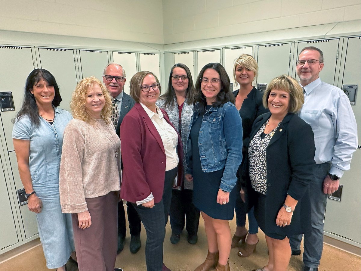 The Board of Trustees met on Feb. 4, 2025.  Trustees discussed preparing for the provincial budget, supporting school council members wishing to attend a provincial conference, and welcoming new trustees after the election in October 2025. #CESDBoard
More:
cesd73.ca/.../board-high…