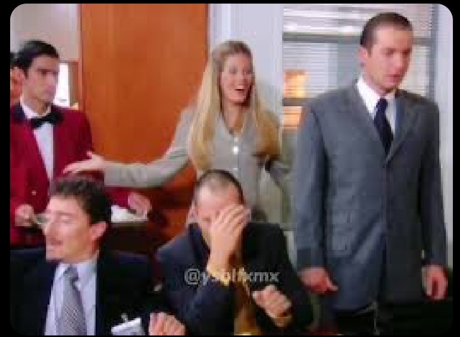 El ministro de educación en el consejo de ministros JAJAJAJA