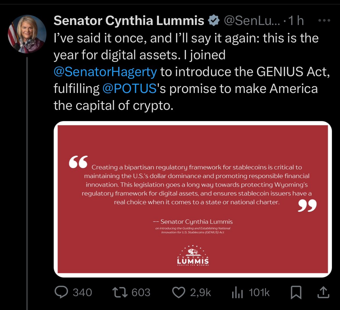 tweet item media