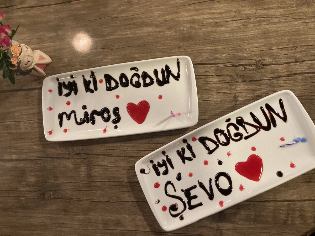 zeynep tweet media
