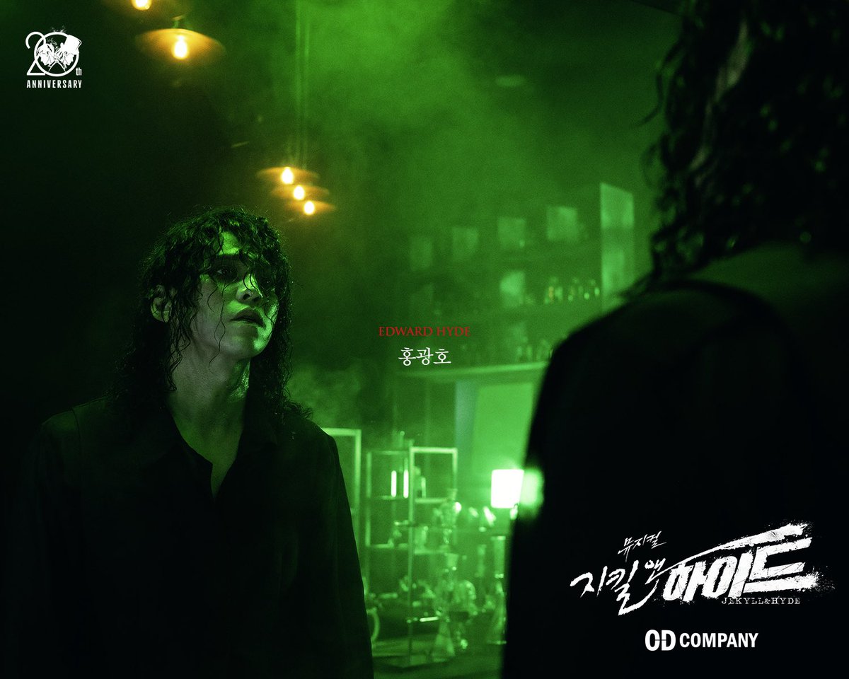 od_musical's tweet photo. #뮤지컬 #지킬앤하이드

𝐉𝐄𝐊𝐘𝐋𝐋/𝐇𝐘𝐃𝐄
지킬/하이드 #홍광호

지금 이 순간, 끝나지 않는 신화

#NowPlaying #블루스퀘어신한카드홀 https://t.co/qaIjeX8FLd