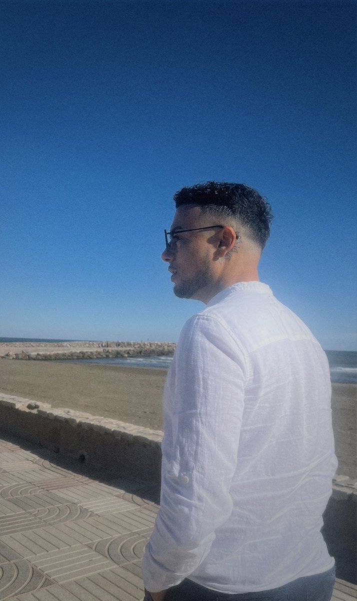 OMAR24_7's tweet photo. El desafío no te observa para intimidarte, sino para medir tu determinación. https://t.co/ECinejUwUT
