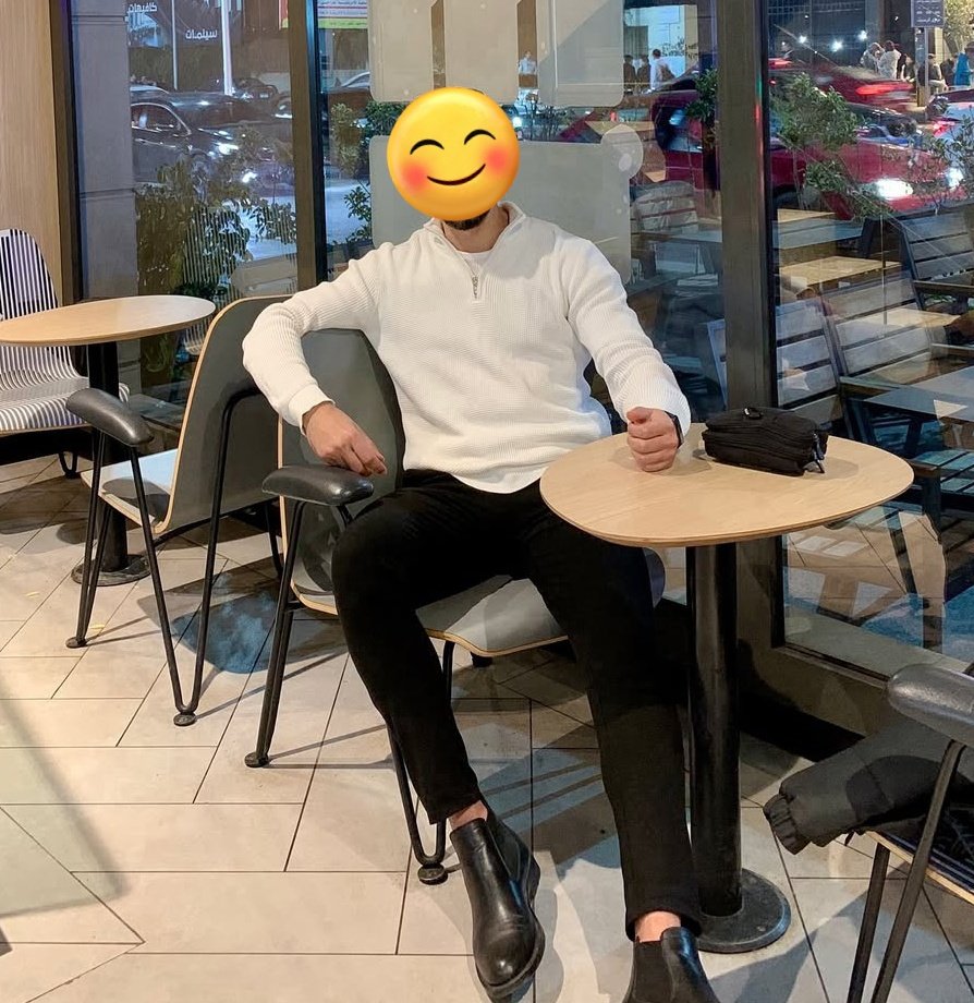 وصلت دمشق موطن خوالي 
ولا احد استقبلني 
اول زياره بكرا رح تكون بالحواري التي عشت فيها سنين واشوف الذي تحرشت فيهم والذي عملت معهم اشوف بعد غياب 10 سنين لاسا ذاكريني ولا ايري بينتسئ بهالبساطه 
#سالب_دمشق_سالب_سوريا_رجولي_دمشق_رجولي_سوريا
#سالب_حلب_رجولي_حلب
#سالب_حماه_سالب_حمص