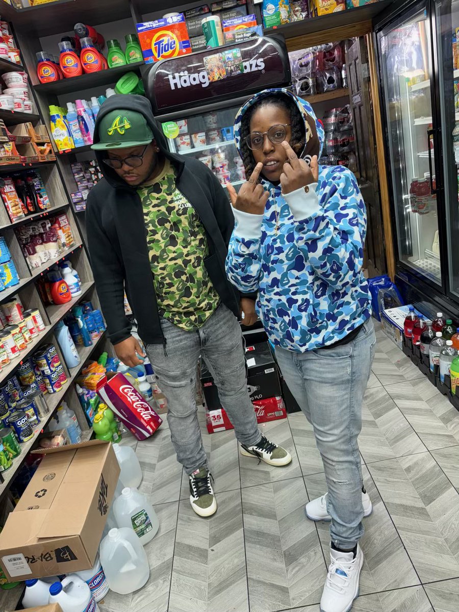 realkaysemaj's tweet photo. Bape Brothers 🦾🦍 @trendy_ki https://t.co/bqMJTFEW9N