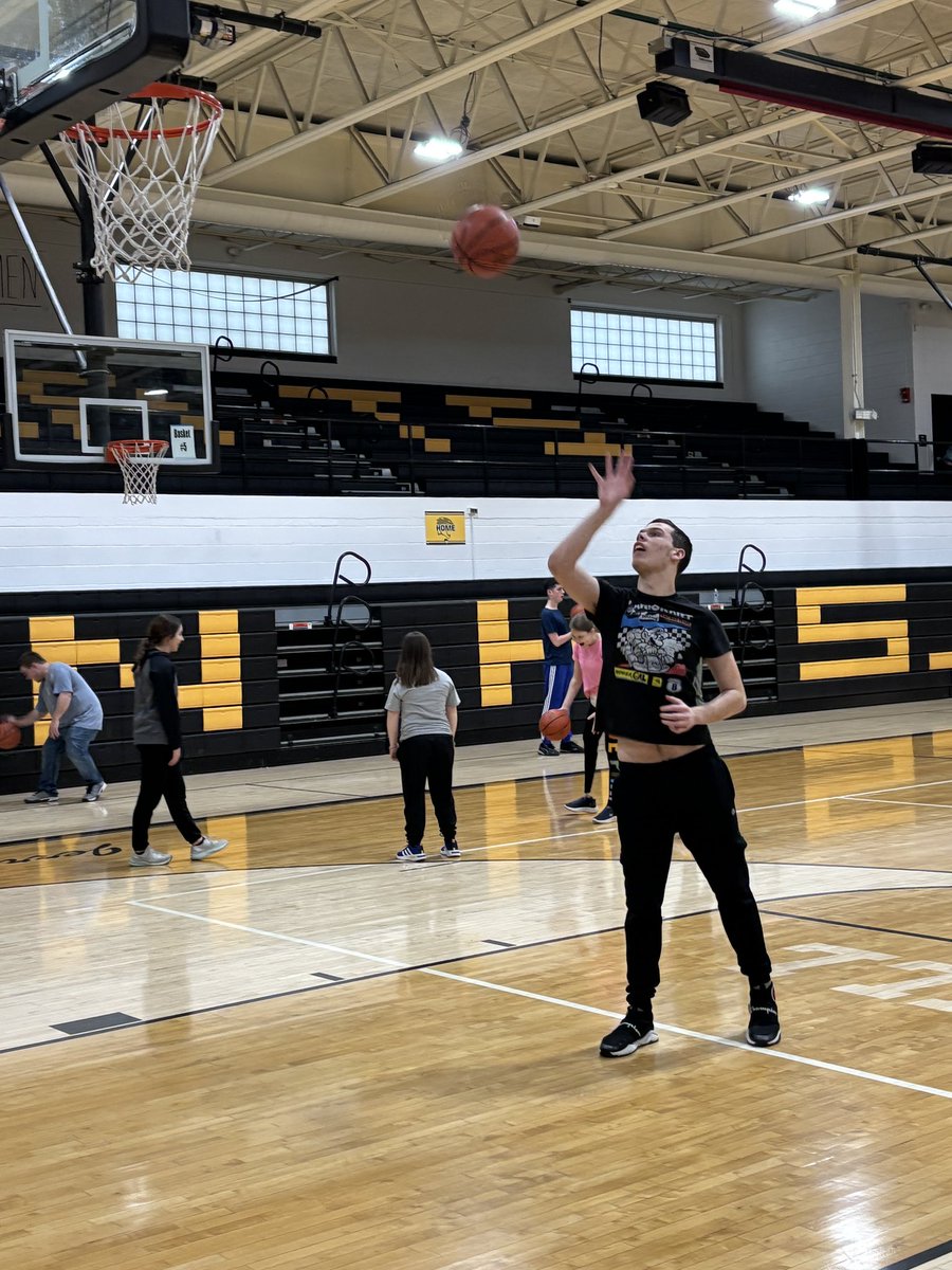 SylProjectUnify's tweet image. First basketball practice- we’re excited for our game on Thursday against the Lucas County Lightning ⛹🏾⛹🏽‍♀️⛹🏽‍♂️