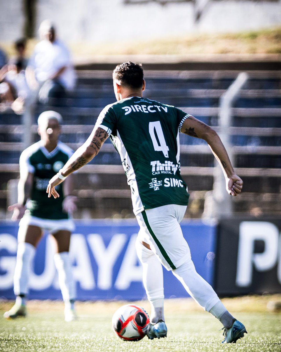 Contento de vestir esta camiseta y que sea con victoria. Vamos por más 🤍💚⚔️