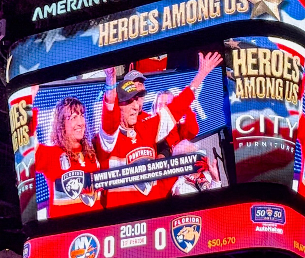 Proud moment for oldest son <a href="/tolley33/">Austin Tolley</a>’s grandfather and WW2 vet Ed Sandy—he’ll be 100 in July!—to be honored at tonight’s <a href="/FlaPanthers/">Florida Panthers</a> game. He had the crowd in a frenzy!
Awesome for the entire family to come support his well-deserved time in the spotlight!🫡 🇺🇸