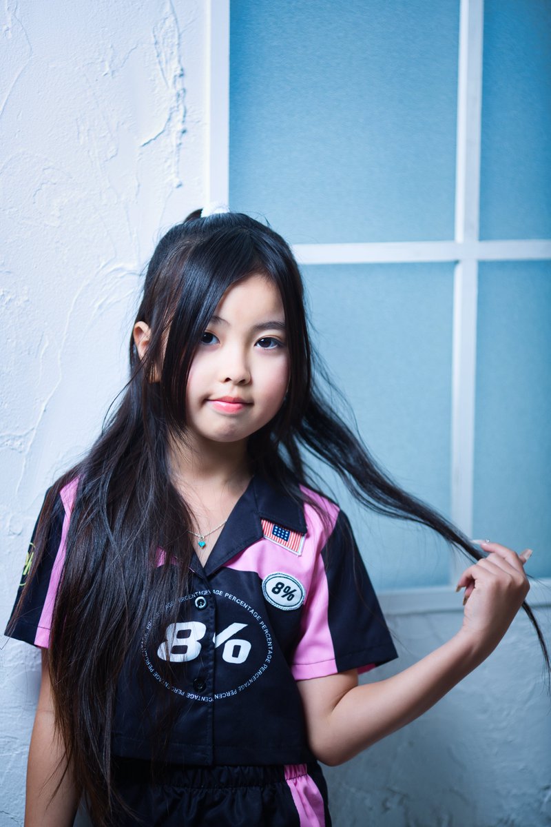 hello_nofu's tweet image. 2025.1.26スタマガ撮影会
＠押上スタジオ②

レーサースタイルでポージングもばっちり🏎

#ふあな
#ふーにゃ
#Laview
#スタマガフィール
#スタマガ撮影会