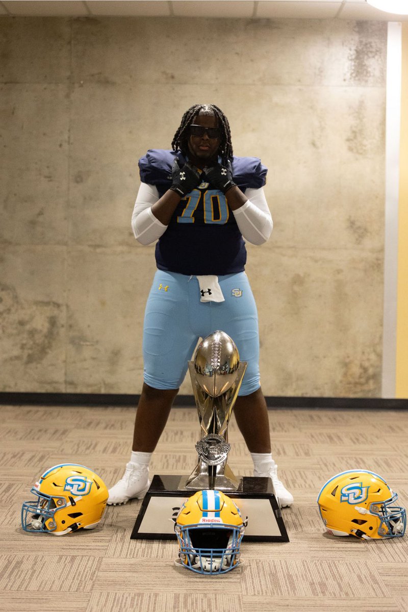 Jarvis Brookshire (@jarvisb70) on Twitter photo Greatful and blessed to see another year🙏🏾🙏🏾. I would like to formally close my recruitment as I have committed to The Southern University <a href="/damonnivens/">Damon Nivens</a> <a href="/CoachMFred_OC/">Mark Frederick</a> Greatful and blessed to see another year🙏🏾🙏🏾. I would like to formally close my recruitment as I have committed to The Southern University <a href="/damonnivens/">Damon Nivens</a> <a href="/CoachMFred_OC/">Mark Frederick</a>