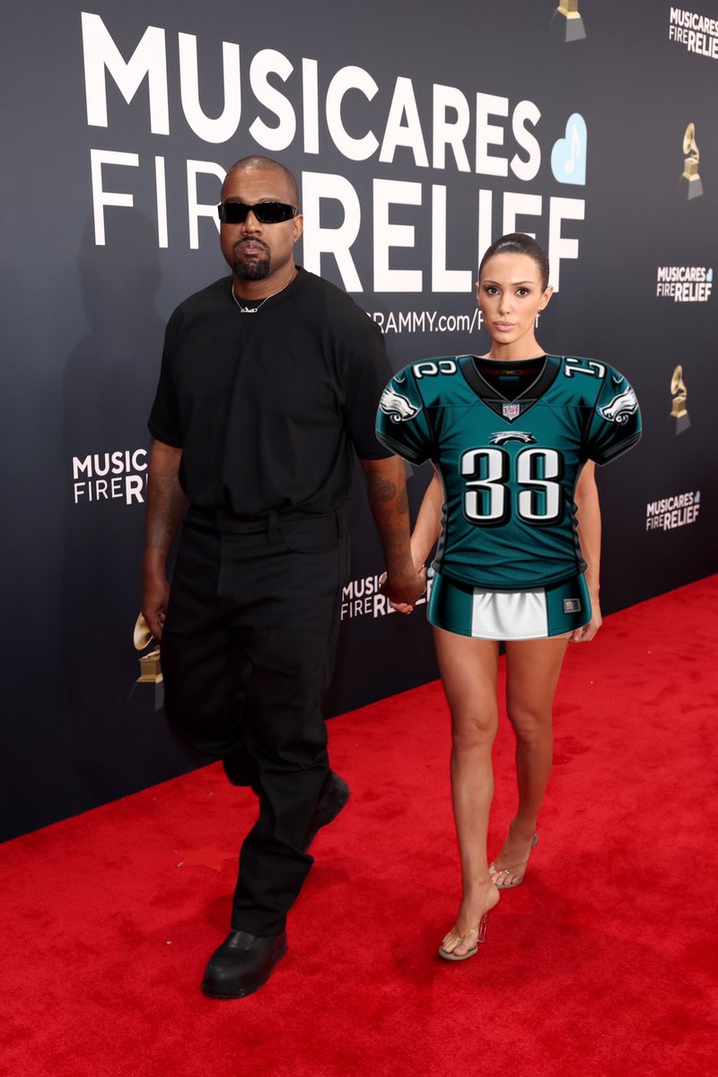 metaDJZOii's tweet photo. @Complex @etnow LFG 🦅🔥 https://t.co/MQ2MVgBWmk
