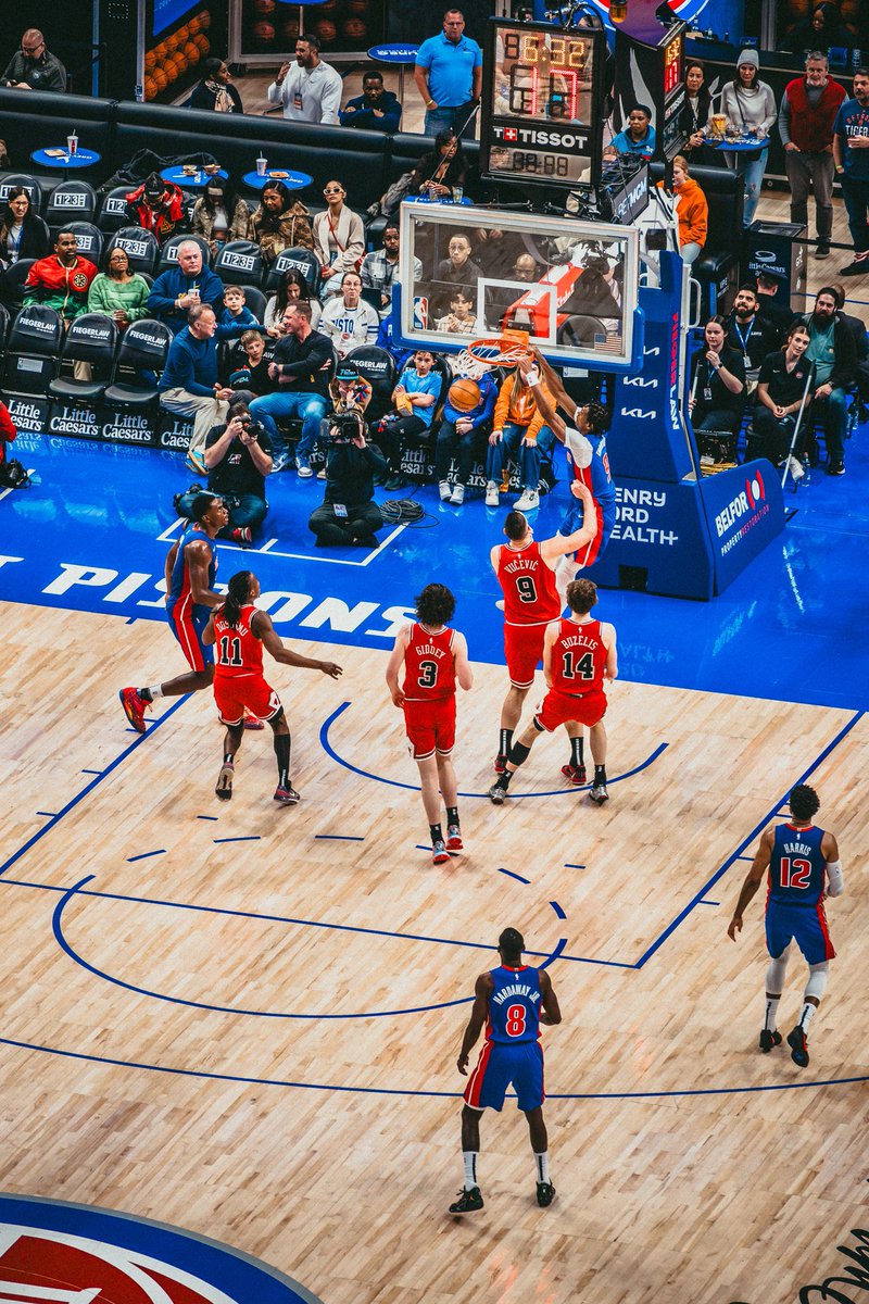 altcoinmonkey's tweet photo. Some shots I took from the @DetroitPistons W today! This season has been fun. #detroitpistons #pistons https://t.co/3GroVe7Hiy