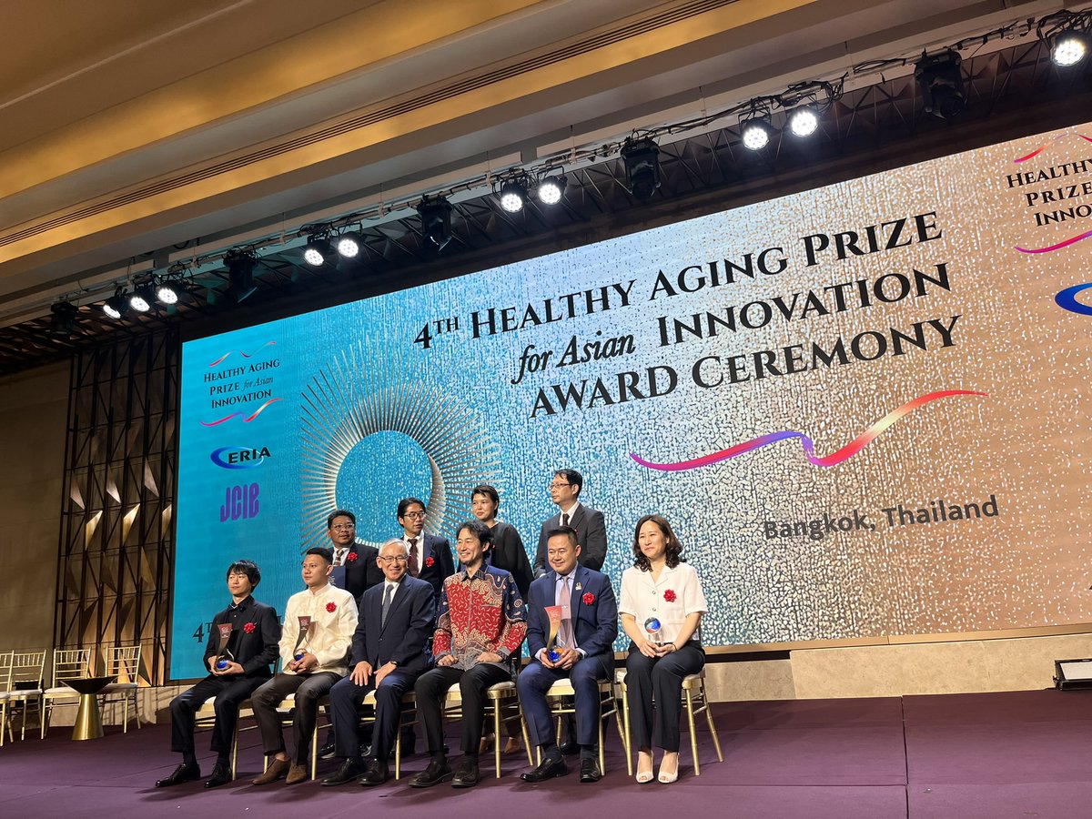 🚶🏻Curtis S. Chin tweet media