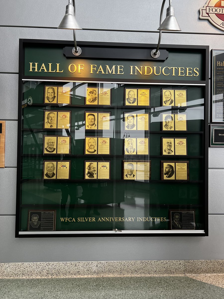 To see this plaque hanging up at Lambeau field is truly humbling. I knew I was getting the award but didn’t know this would be in an NFL stadium. I know my grandpa &amp; grandma are smiling down! S/o to our players &amp; the staff, we are on the right track 🦅 #EarnYourWings #Year3