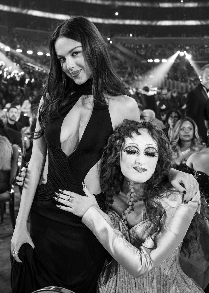 Bestie girls forever 🫶

🌟 <a href="/oliviarodrigo/">Olivia Rodrigo</a> &amp; <a href="/ChappellRoan/">Chappell Roan</a> at the #GRAMMYs