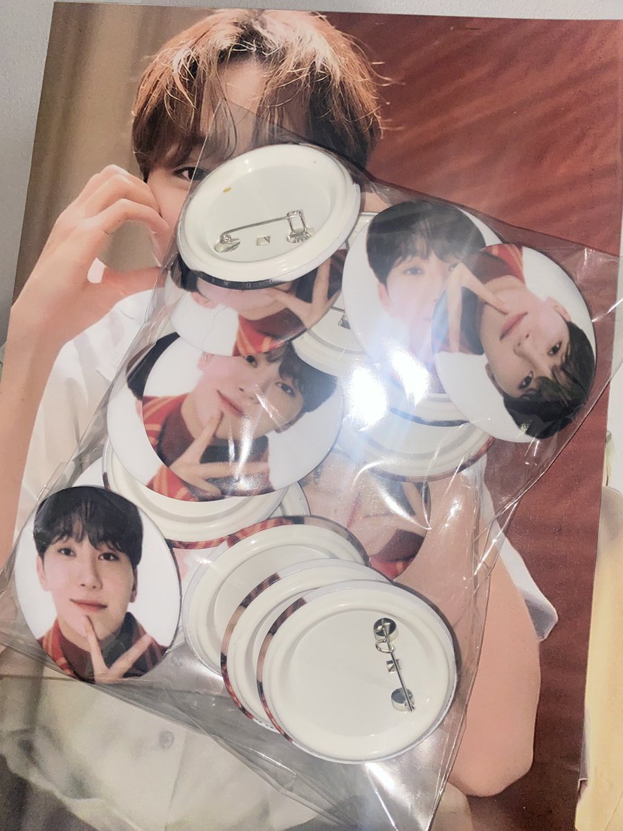 acicarts's tweet photo. Thank you so much for trusting .ᐟ ˶ᵔ ᵕ ᵔ˶ 
#bbnyuprints ㅤᵕ̈

𐙚 Glossy no coat photocard and polaroid
𐙚 glossy button pins
𐙚 matte sintra
𐙚 glossy ref magnet

🏷️ printing service ph wts lfb prints print comms concert freebies event fan support rush cse https://t.co/Jmm5AREvwF