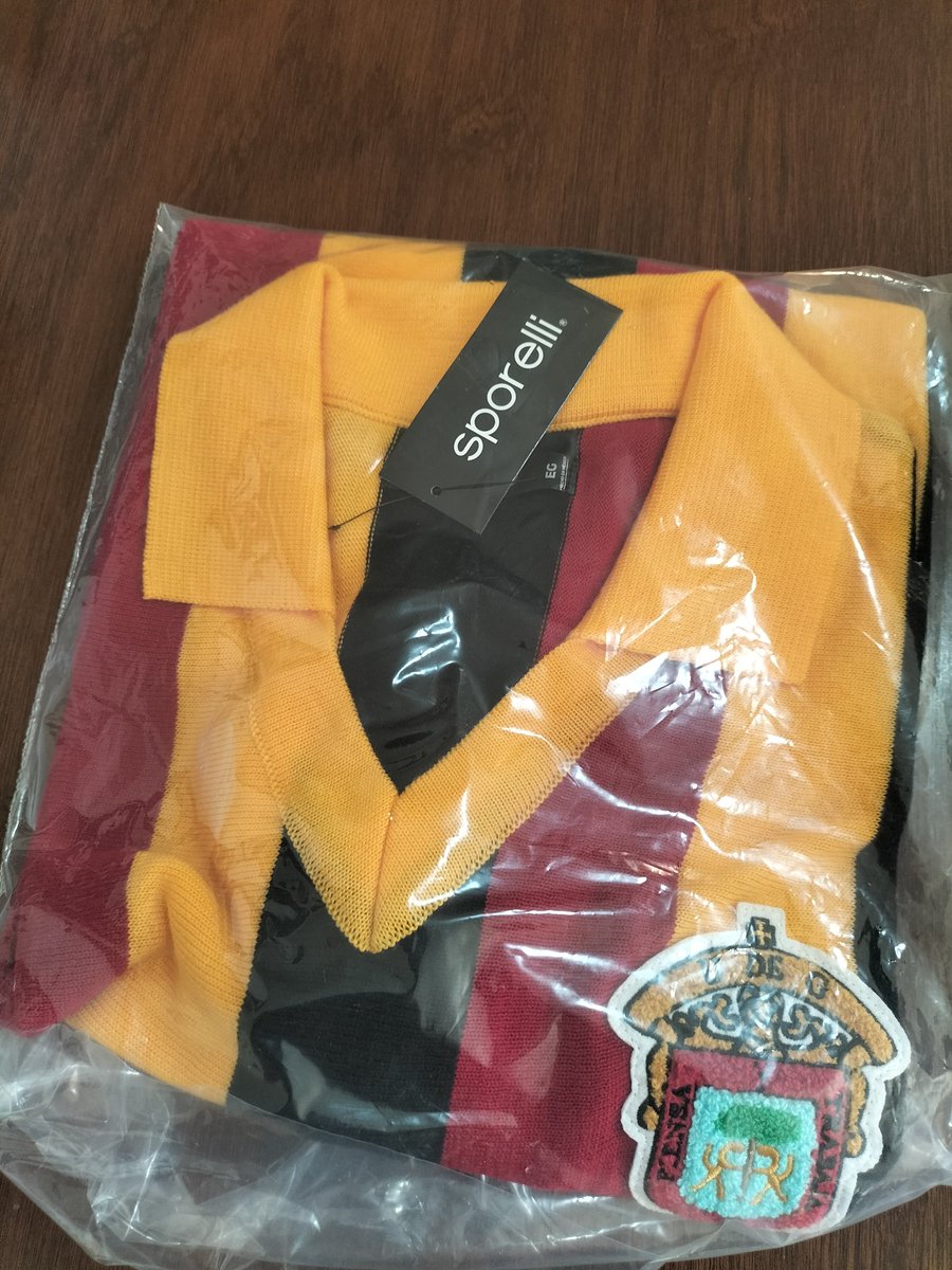 Jivl83's tweet photo. @Salcedo_Hugo que te pareció este Jersey??? https://t.co/kBeOyEGscb