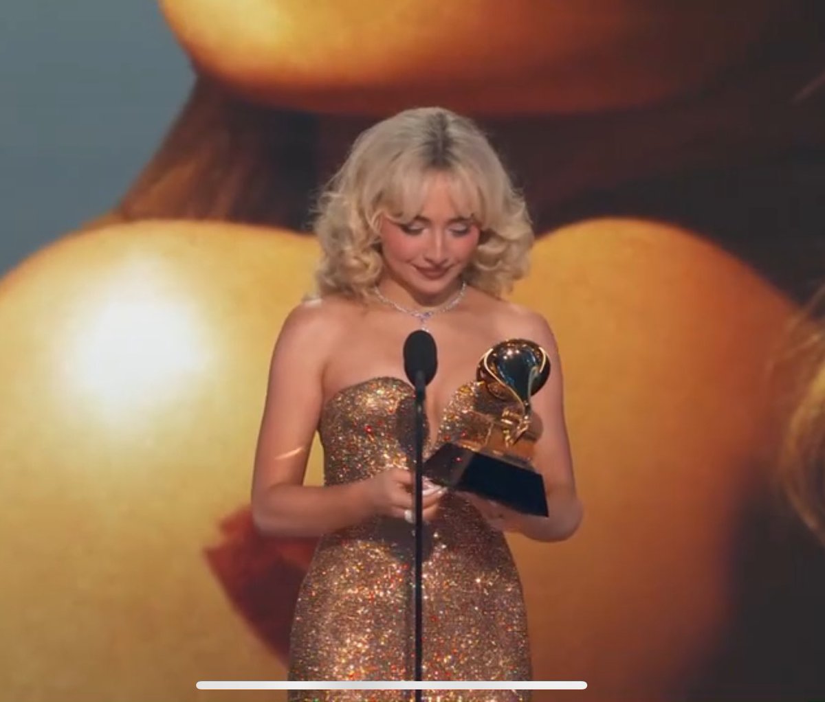 her parents are SOOO proud #Grammys2025