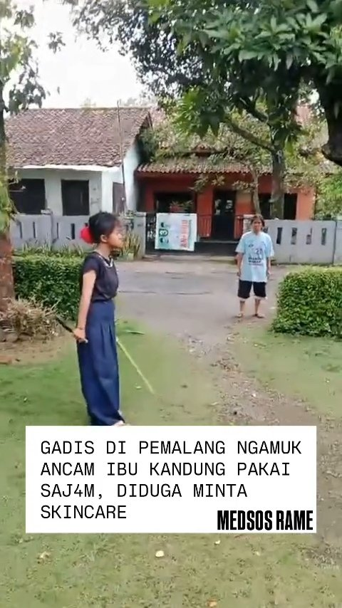 GENDENG!!
GAK DI BELIIN SKINCARE, EMAKNYA MAU DI BACOK!! 😭