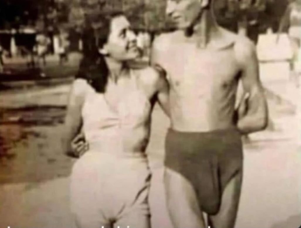 Er, ohne Bizeps, ohne Sixpack, nix. Und sie hat ihn trotzdem geliebt. Damals waren die Menschen noch unkomplizierter.