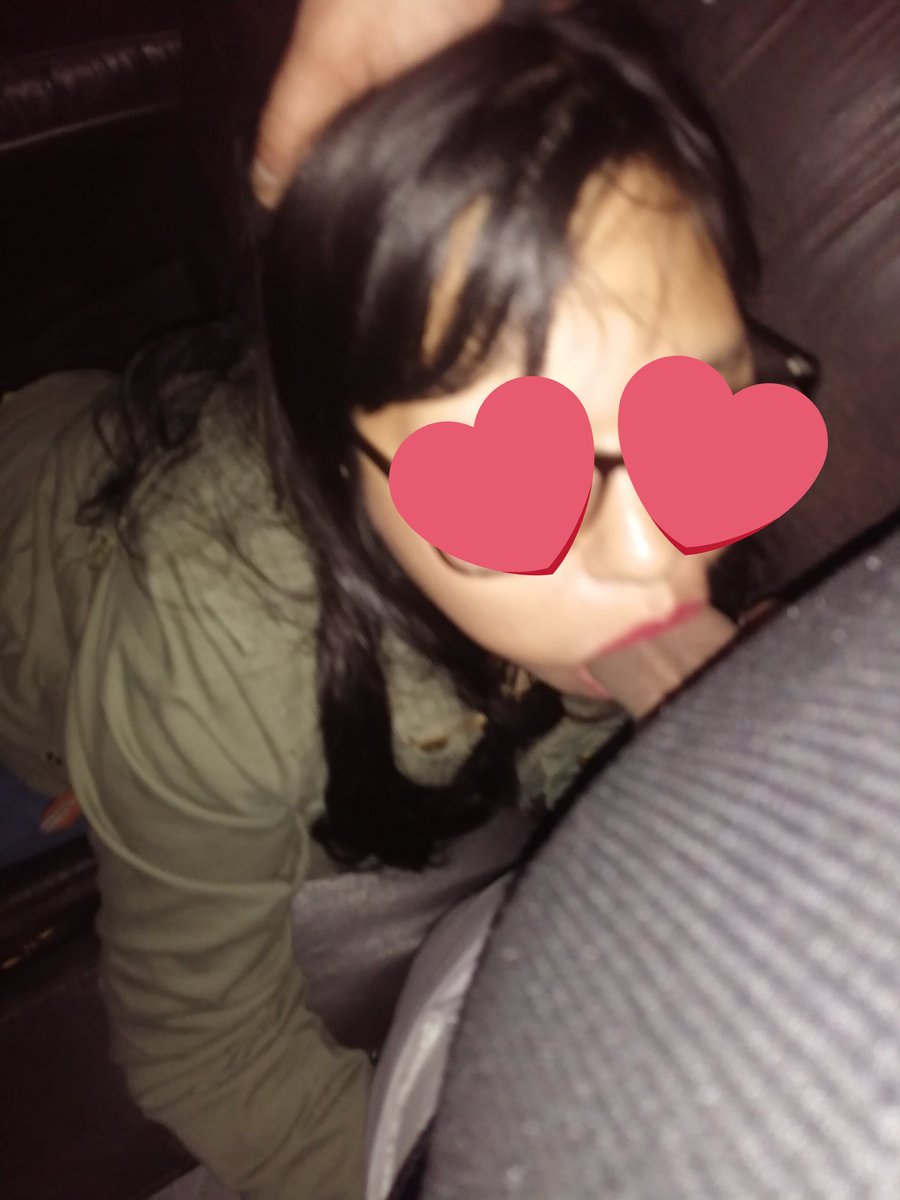 Marilust267297's tweet photo. Quién quiere una chupadita. https://t.co/y60uIxjjez