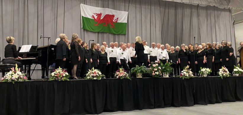 60 oed+? Hoffi canu? 🎶 Hoffi cwmni? Hoffi 😂? Beth am ymuno â ni? Byddwn yn ail-gydio yn y canu nos Fawrth nesa’, Chwefror 4ydd am 7 p.m. yn Festri Brondeifi, Llanbed’ <a href="/UndodiaidCymru/">Unitarians Wales</a> #dewchdraw #joiocwmni #joiocanu 🎶 😊 🎶 <a href="/lois_wms/">Lois Williams</a> <a href="/RhiannonTanlan/">Rhiannon Lewis</a> <a href="/Clonc360/">Clonc360</a>